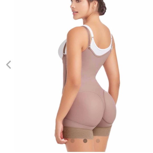 Faja - Picture 2 of 2